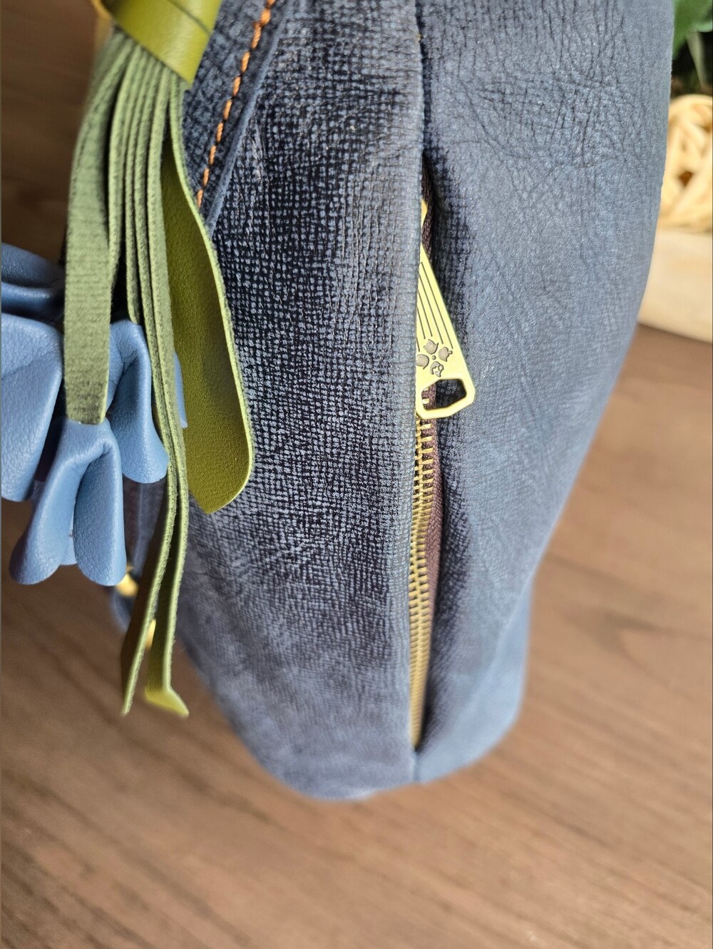 Patricia Nash Elia Hobo Bag - Picture 5 of 16
